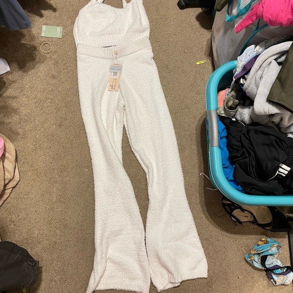 NWT Oh Polly Fuzzy Set - Picture 2 of 2